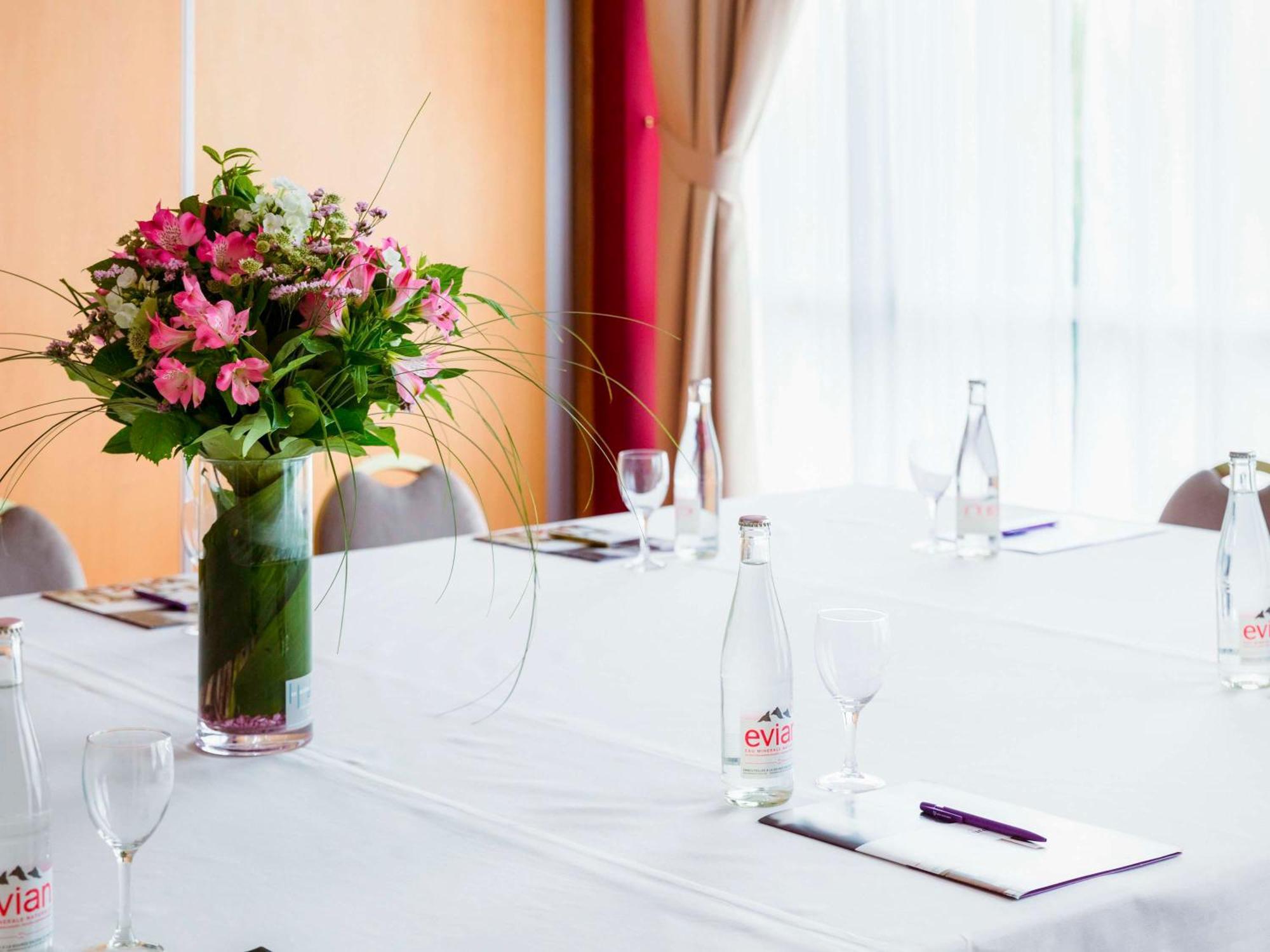 Mercure Nevers Pont De Loire Dış mekan fotoğraf